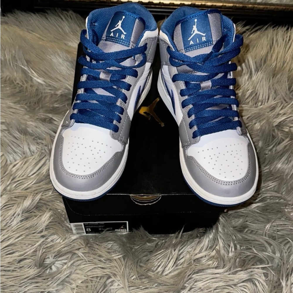 Jordan Athletic Shoes - White, Blue, and Gray
